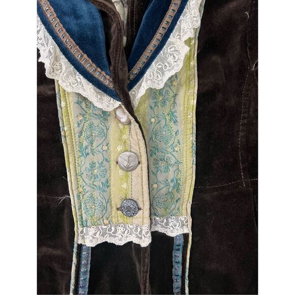 Jottum Brown Velvet Rembrandt Little Girls Jacket - Picture 3 of 12